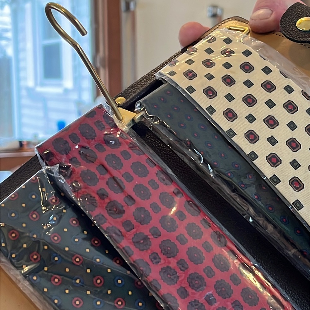 Vintage Travel Ties